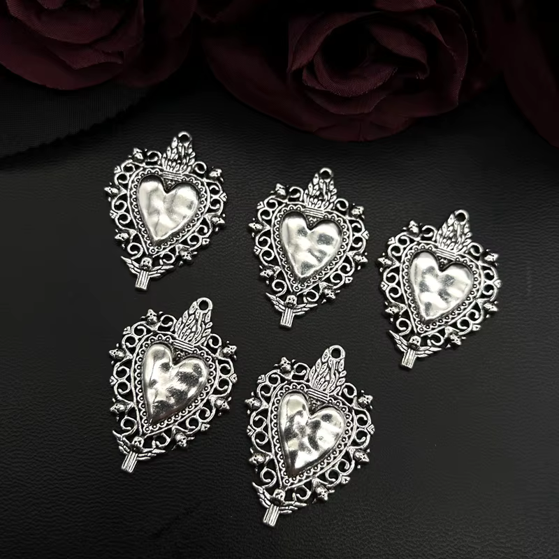Breloques en forme de cœur sacré en argent et émail, pendentifs Corazon traditionnels, accessoires d