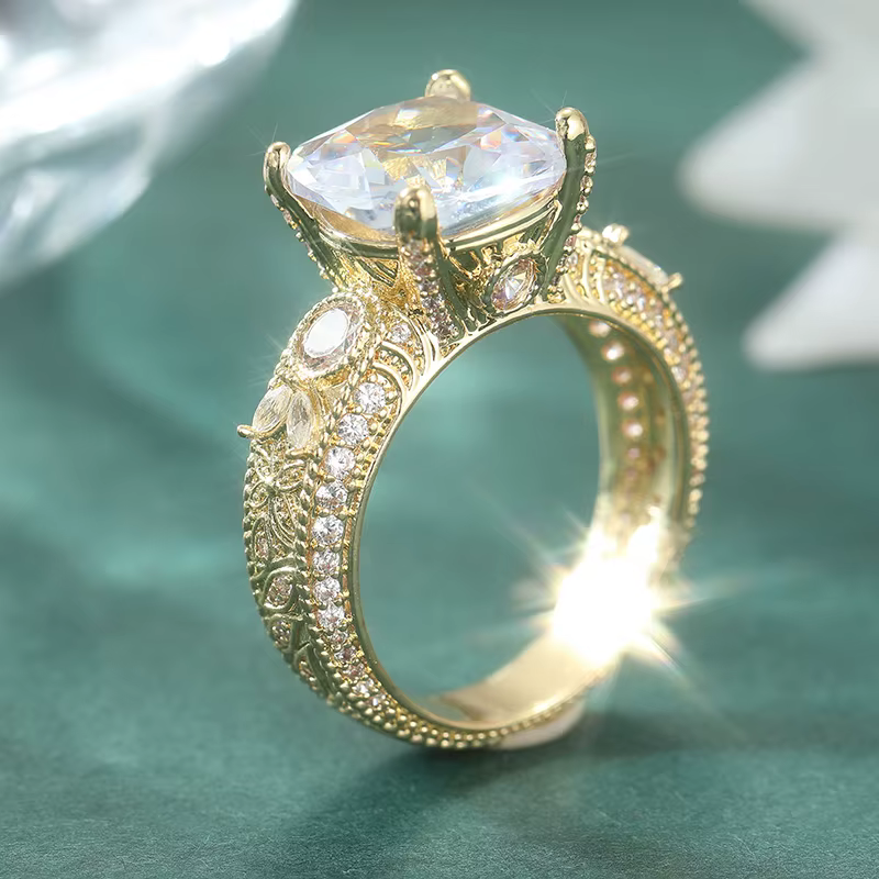 Bague de promesse classique de luxe en zircone synthétique texturée dorée pour femme, bijou raffiné 