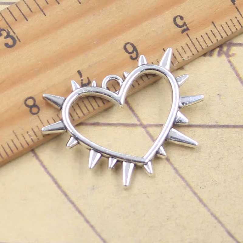 10 pièces breloques épine ronce coeur 21x28mm Antique couleur argent pendentifs faisant bricolage à 