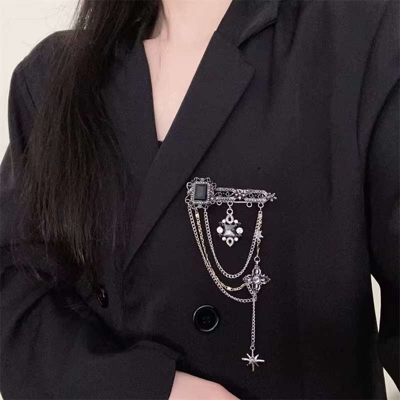 Broches à pampilles en cristal Baroque noir rétro pour femmes, strass de tempérament, étoile à quatr