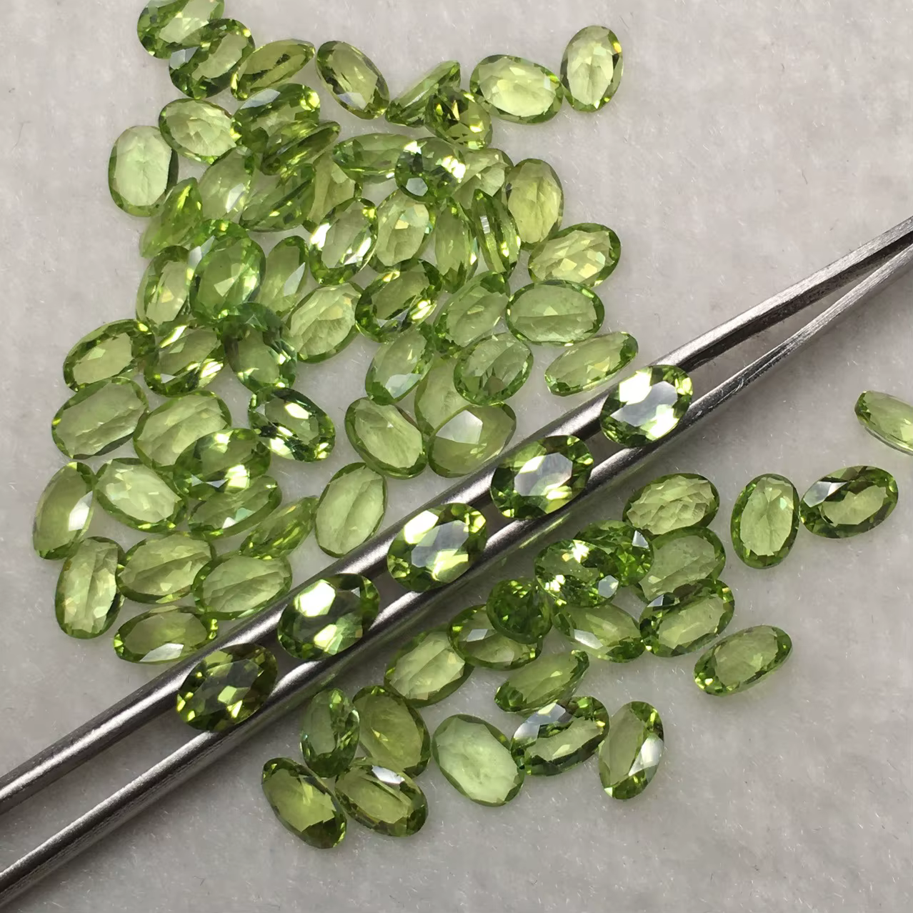 Perle péridot naturelle, 3x4mm, 4x5mm, 4x6mm, 5x7mm, 6x8mm, ovale, pierres précieuses semi-précieuse