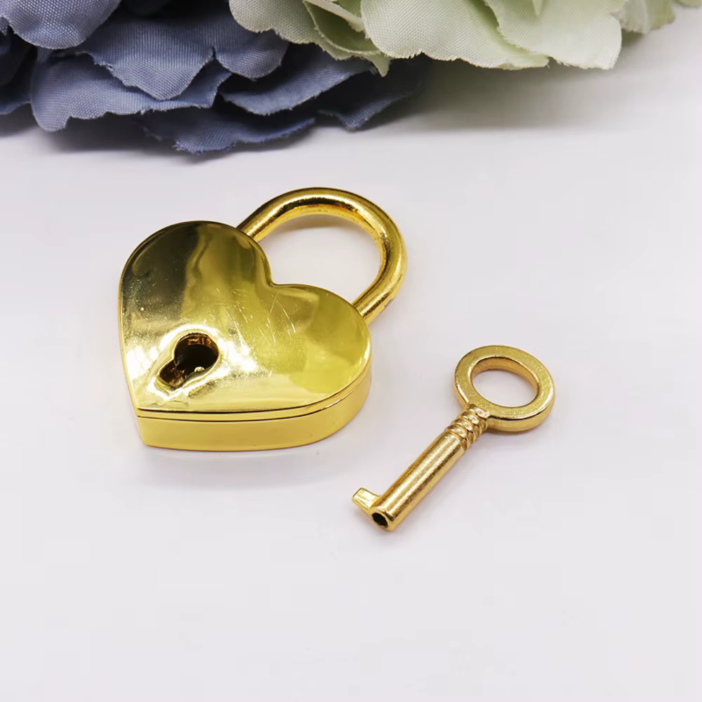 Mini cadenas vintage en forme de cœur, style ancien antique, avec serrure à clé, pour voyage, mariag