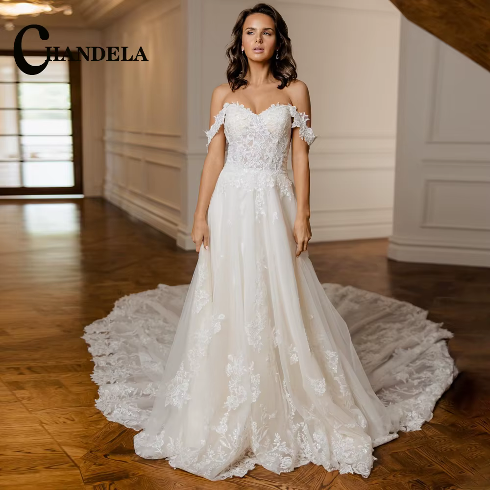 CHANDELA Robe de mariée glamour pour femme, coupe princesse, traîne royale, appliques en dentelle, l