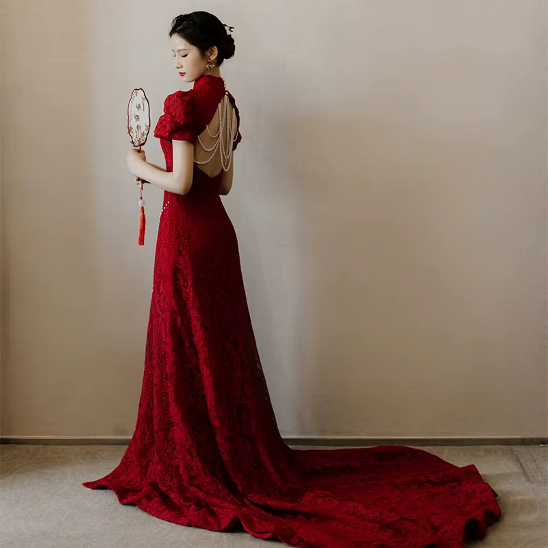 Robe de mariée traditionnelle chinoise Qipao robe de mariée de fiançailles femmes vin rouge dentelle