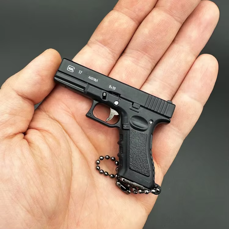 1:3 alliage 92f pistolet modèle Portable porte-clés sac détachable jouet pistolet Fidget jouet faux 