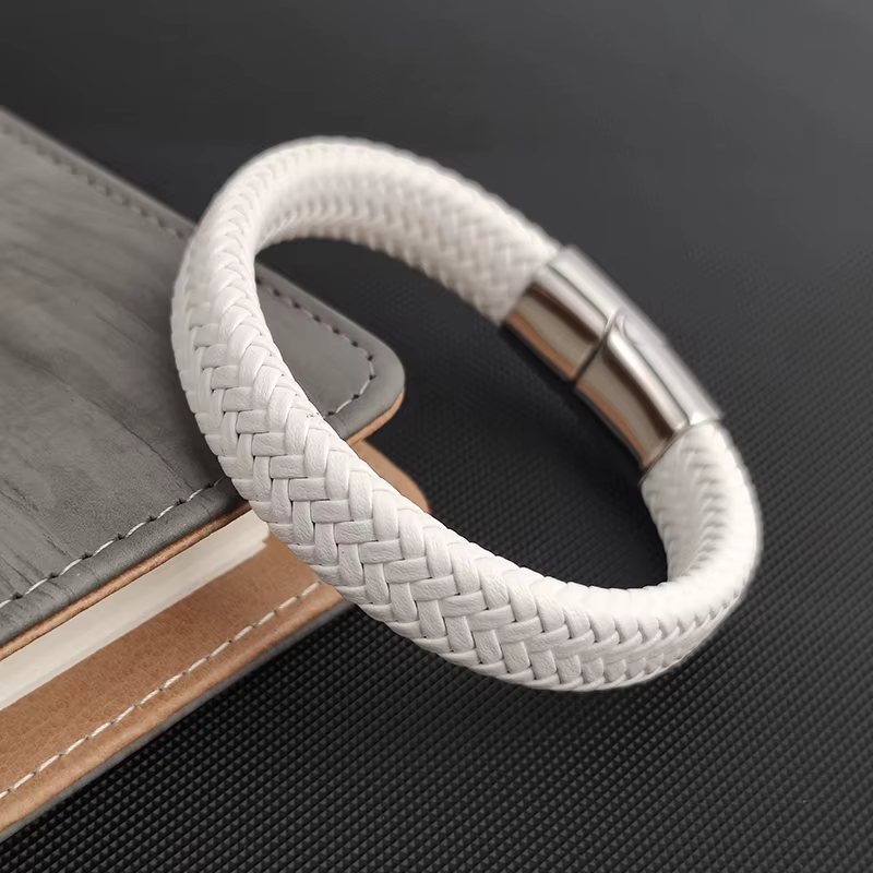 Bracelet tressé en cuir blanc Simple pour hommes, fermoirs à boucle en acier inoxydable, fait à la m
