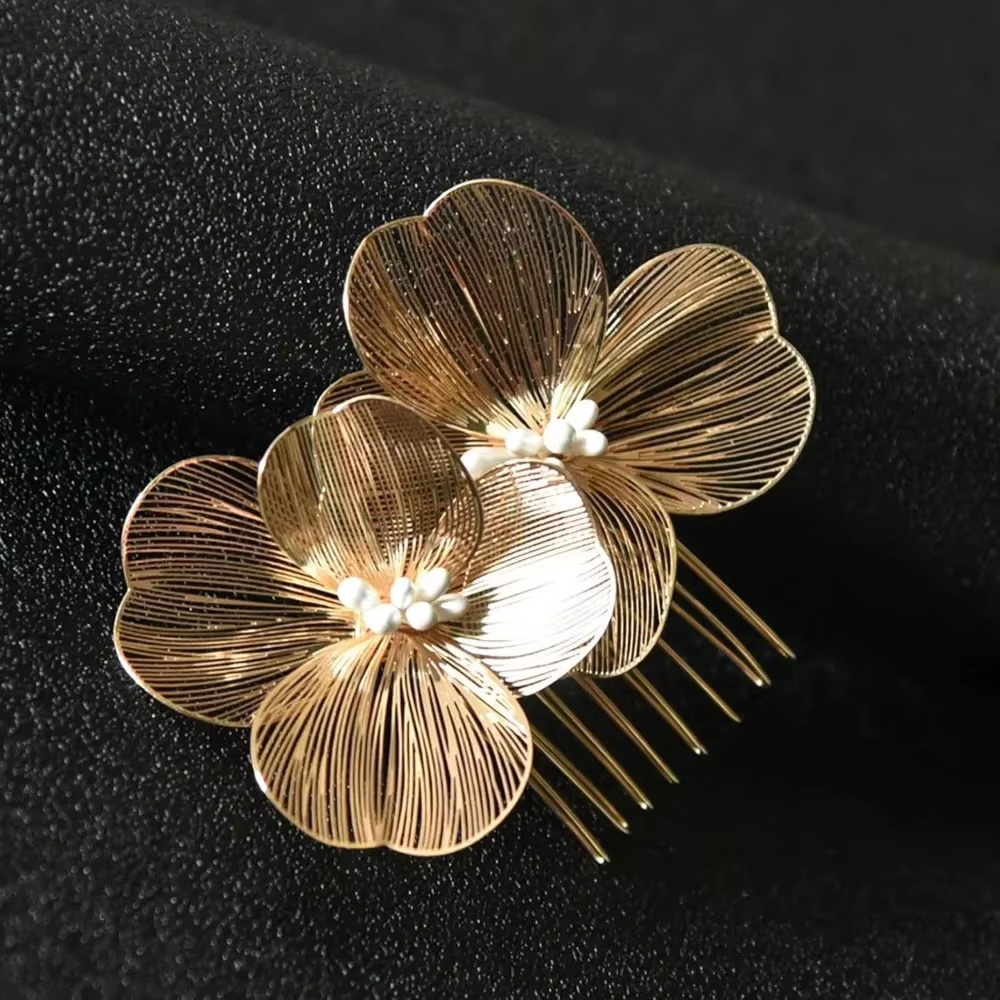Pinces à cheveux en alliage fleur pour femmes, accessoires de coiffure, peigne à cheveux de mariage 