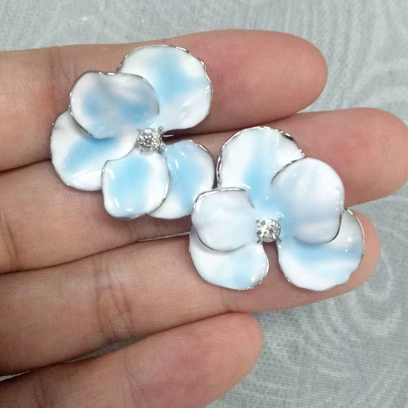Boucles d'oreilles en émail bleu rose, bijoux à la mode, Design doux, fleur haut de gamme, cadeaux d