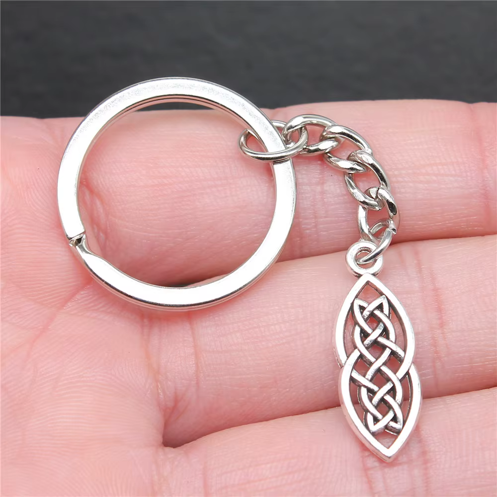 Triquetra noeud amulette porte-clés en métal porte-clés bijoux Vintage Antique Bronze argent couleur