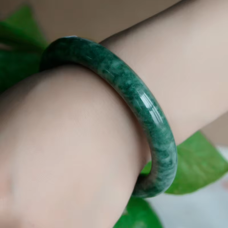 Bracelets en jade véritable pour femmes, joncs verts, bijoux naturels, breloques, pierres précieuses