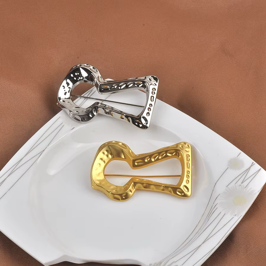 Nouvelle arrivée, grande broche en forme de trou de serrure dorée, épingle à revers tendance pour ma