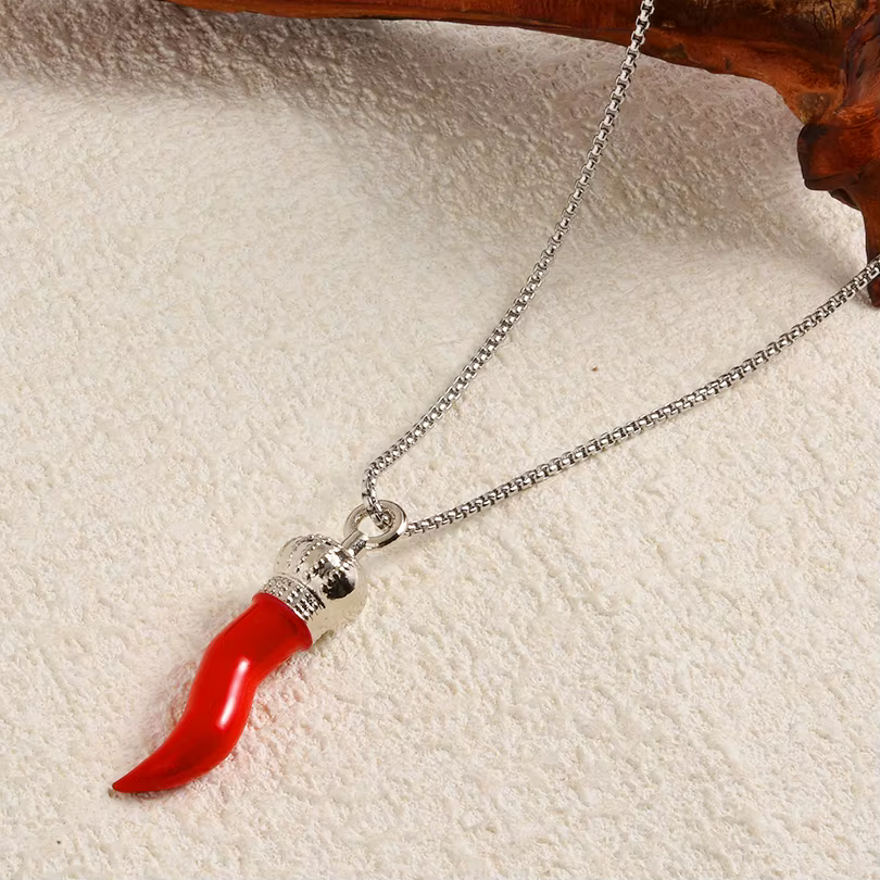 1Pc à la mode Cornicello poivre fort corne amulette pendentif femmes colliers Hip Hop émail italien 