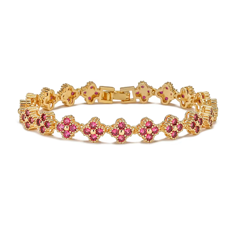 Bijou de mode rétro en laiton plaqué or 18 carats avec motif floral et zircone cubique blanche, 6,89