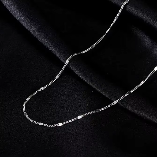 Colliers à chaîne géométrique brillants couleur argent pour femmes, bijoux minimalistes de luxe lége