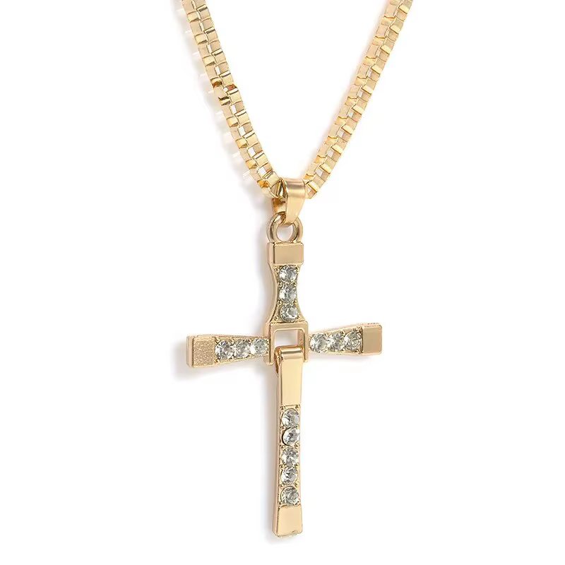 Classique strass argent couleur pendentif hommes cristal jésus croix collier activité mâle cadeau bi