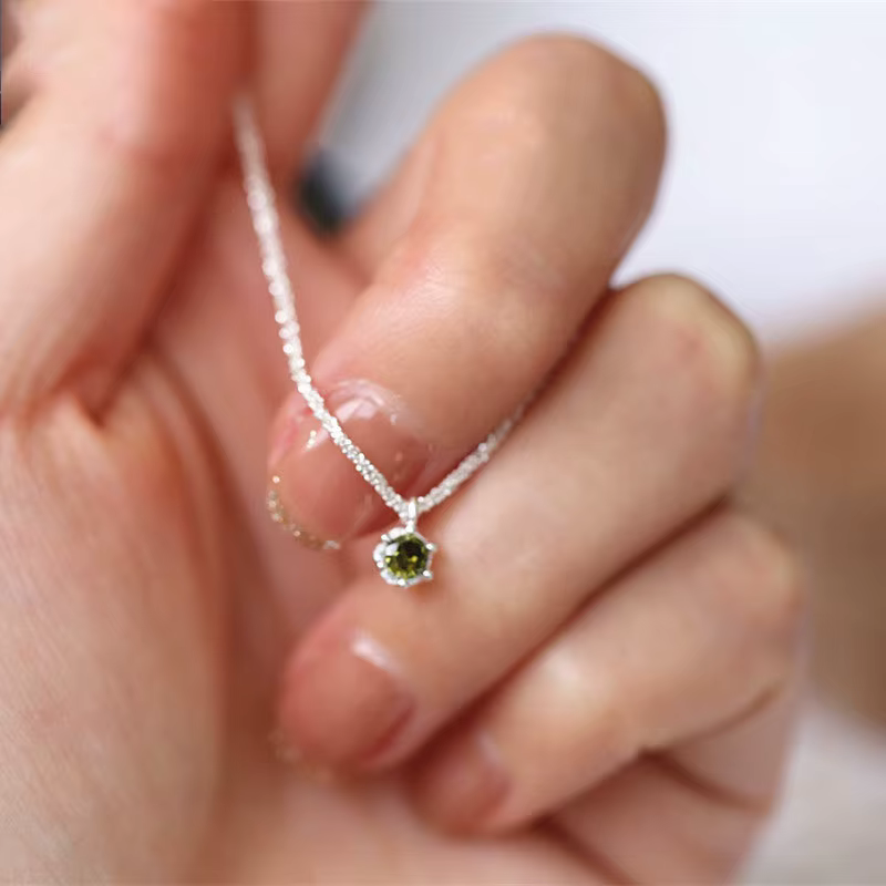 Collier avec pendentif en Zircon vert couleur argent, Gypsophila scintillante, magnifique bijou de m