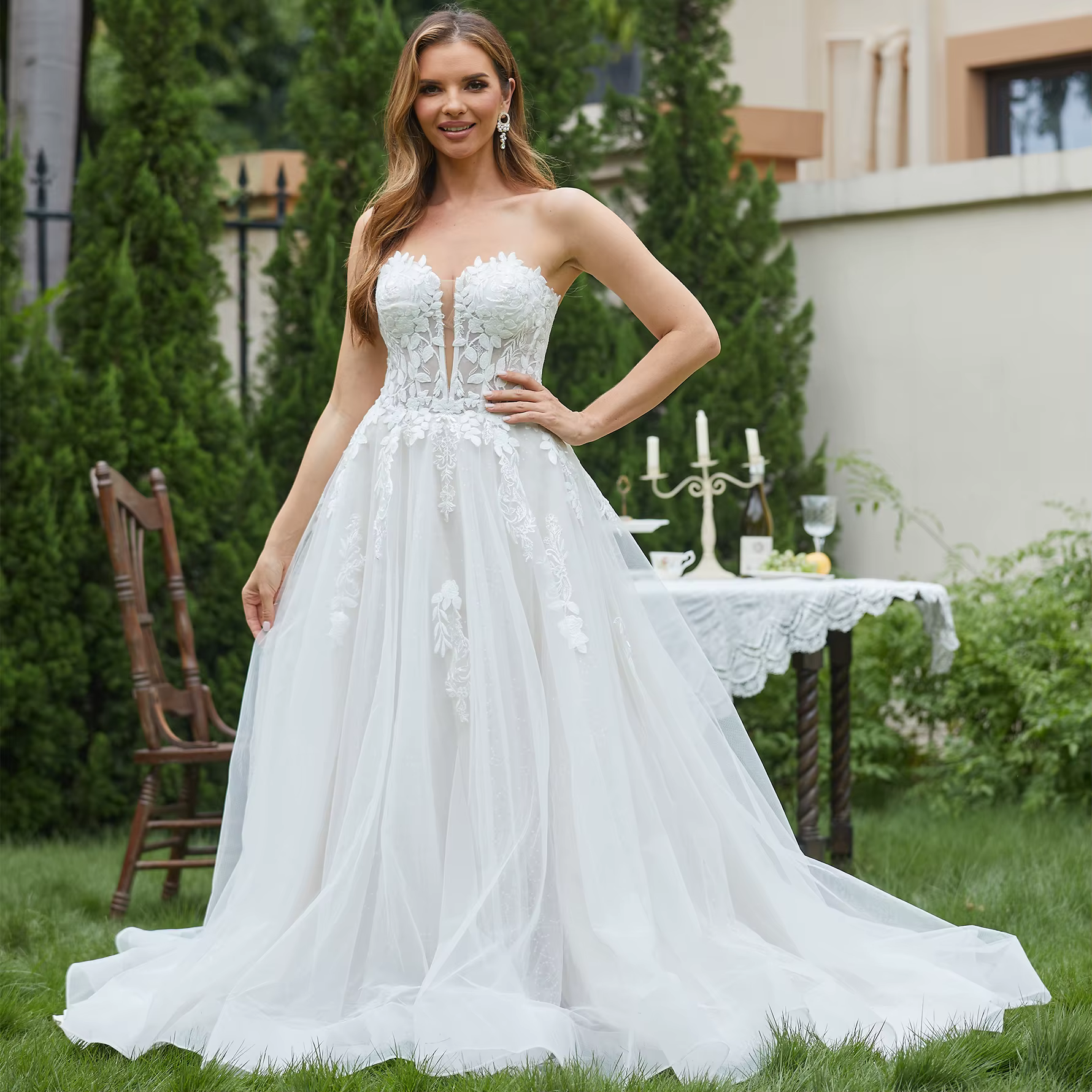Robes de mariée élégantes en dentelle pour femmes, sans manches, décolleté en v profond, scintillant