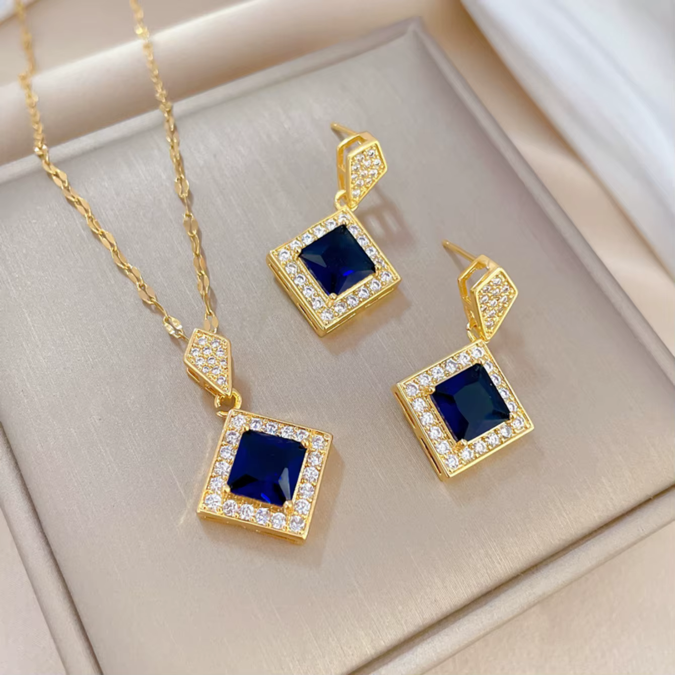 Ensemble de bijoux à géométrie exquise, collier carré, boucles d'oreilles, breloques pour dames, ens