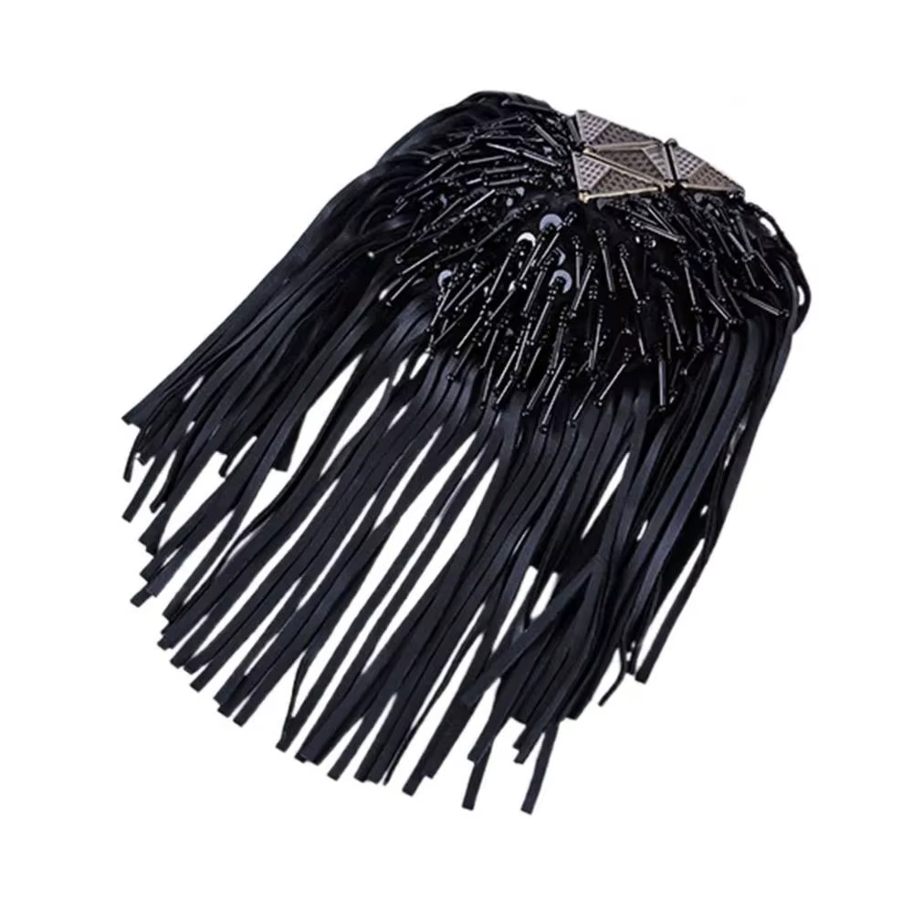 Épaulette à pampilles en perles délicates, longue chaîne en cuir, bijoux d'épaule, broche classique 