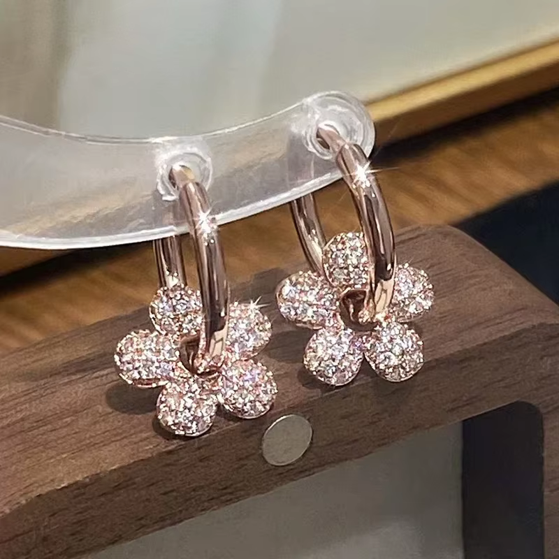 Boucles d'oreilles créoles minimalistes en zircon couleur or rose pour femme, bijoux romantiques à m