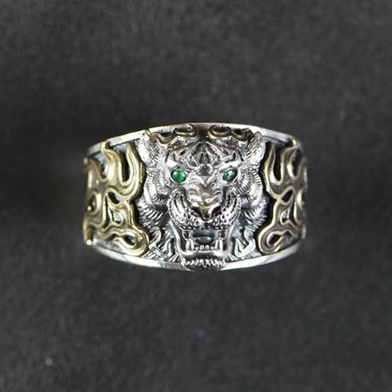Nouvelle mode or argent Collision tigre anneau mâle doigt accessoires dominateur tigre cristal oeil 