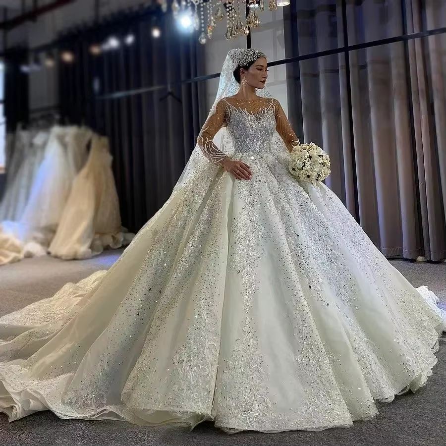 Robes de mariée de luxe style princesse, Dubai, perles, cristaux, dentelle appliquée, robes de marié