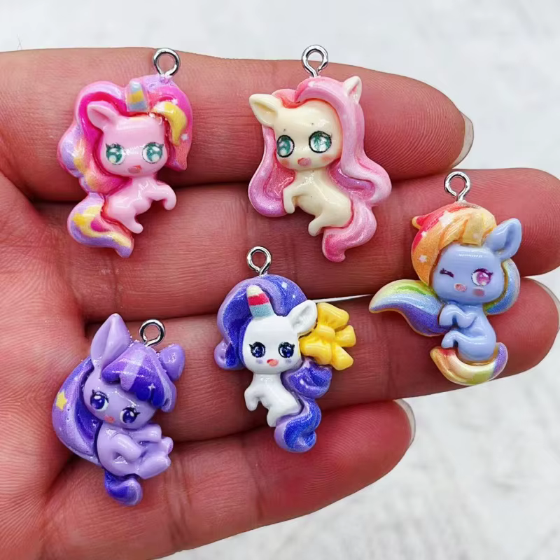 10 pièces de résine dessin animé cheval bijoux collier bracelet boucle d'oreille pendentif bricolage
