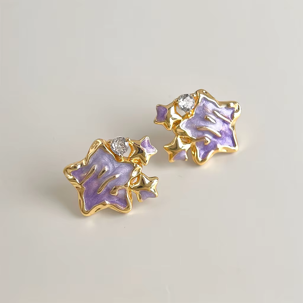 Boucles d'oreilles émaillées étoile violette pour femmes, au design original et au nouveau look haut