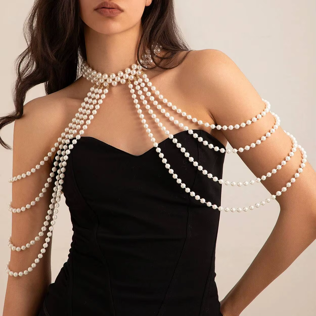 Chaîne de collier élégante Lacteo avec imitation perles et chaîne d'épaule, accessoires de bijoux ro