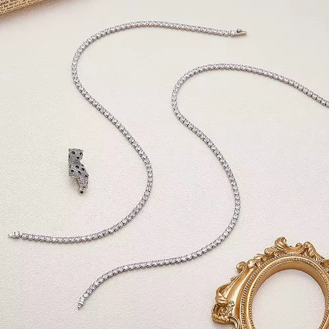 AYJEWELRY Nouvelle Tendance Collier Tennis Double Couche avec Pendentif Broche Panthère Léopard Noir