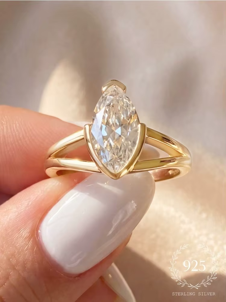 Bague en argent Sterling 925 brillante pour femmes, en forme de Marquise, en Zircon, pour fiançaille