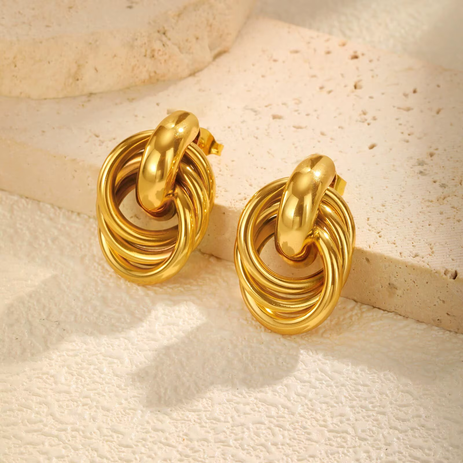 Boucles d'oreilles à nœud épais, boucles d'oreilles géométriques plaquées or pour femmes, boucles d'