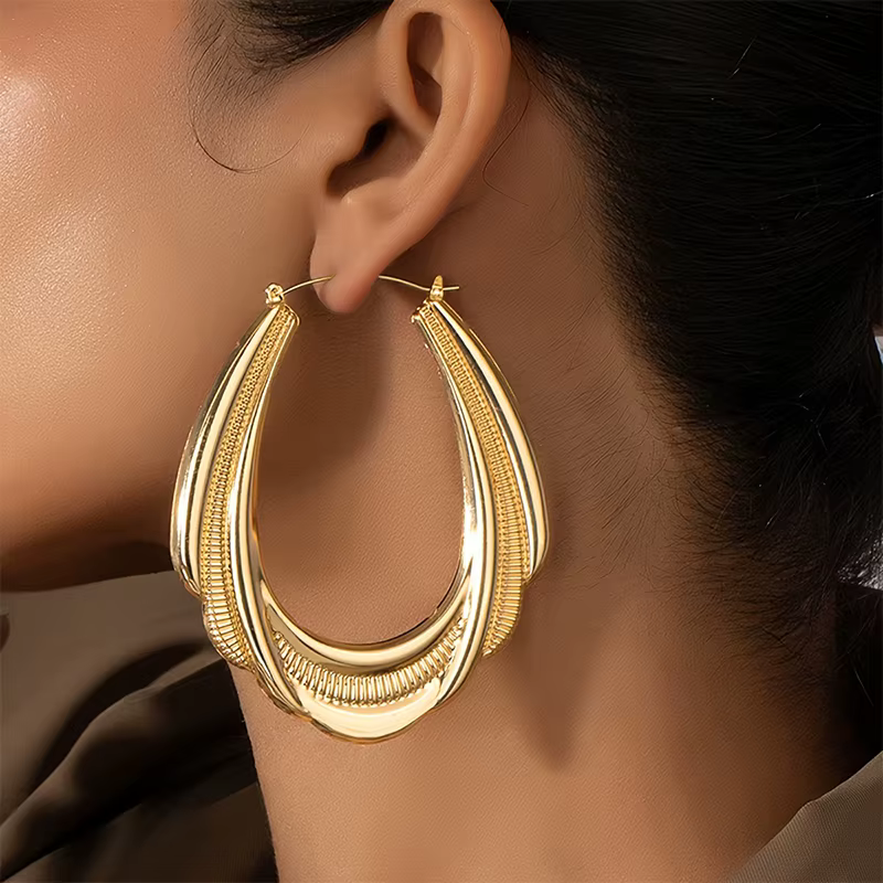 Boucles d'oreilles créoles Huitan Hyperbole pour femmes, couleur or, texturées, pour mariage, fête, 