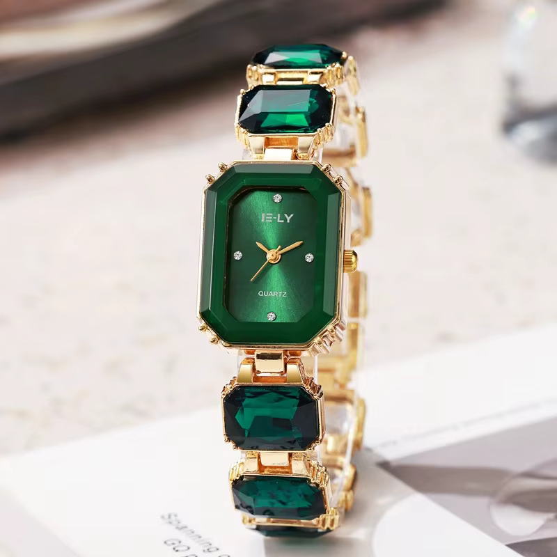 Montre pour femme de marque célèbre, bracelet en diamant d'eau, montre à quartz, cadeau tendance pou