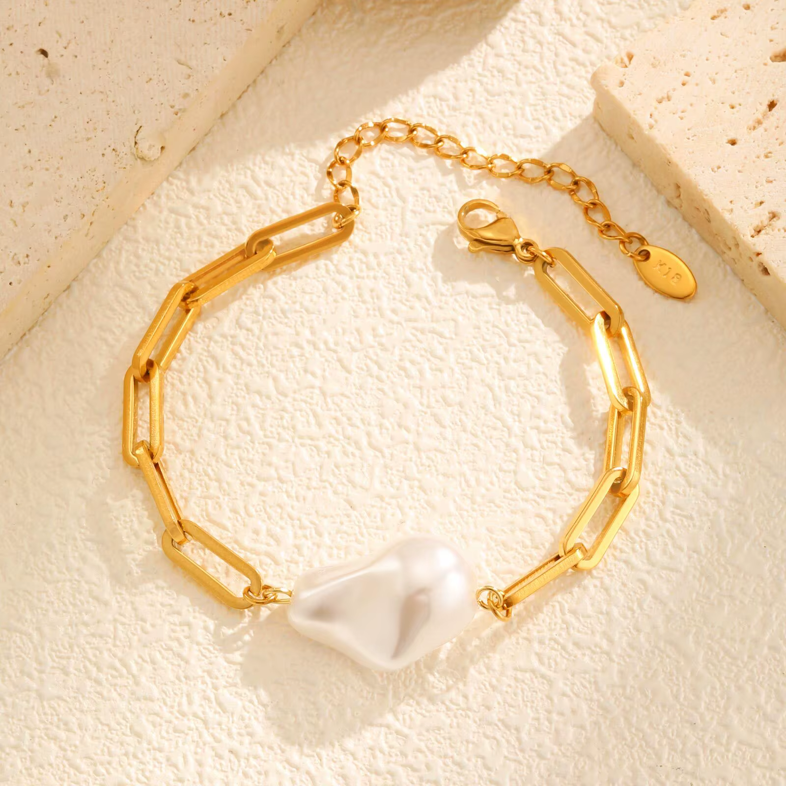 Bracelet de luxe léger en Zircon à quatre feuilles pour femmes et filles, Bracelets à chaîne plaqués