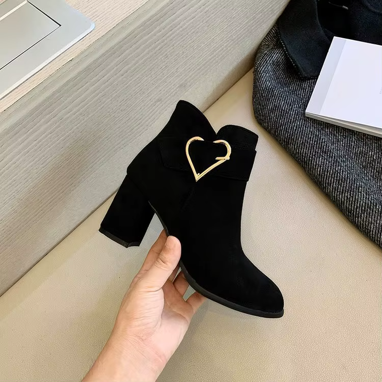 Bottes courtes à talon épais et doublure polaire pour femme, collection automne/hiver 2026, chaussur