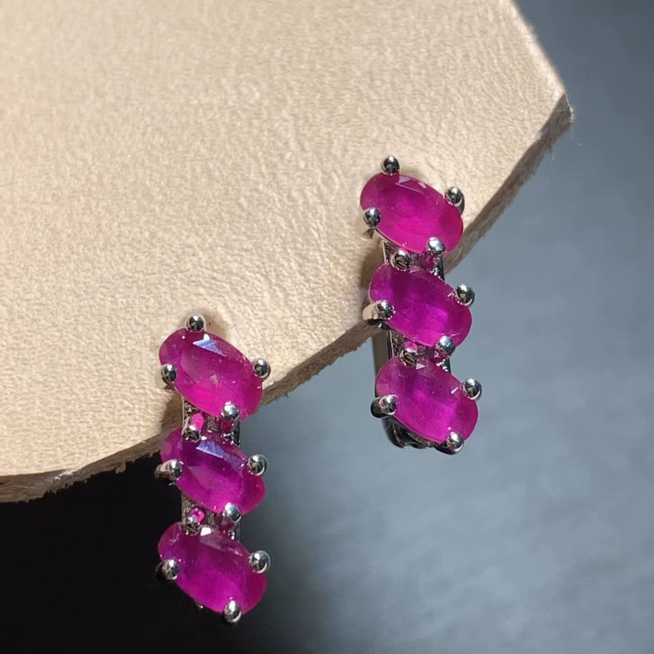 HEYYA – boucles d'oreilles créoles en pierre de rubis naturel pour femmes, bijoux fins simples, pier