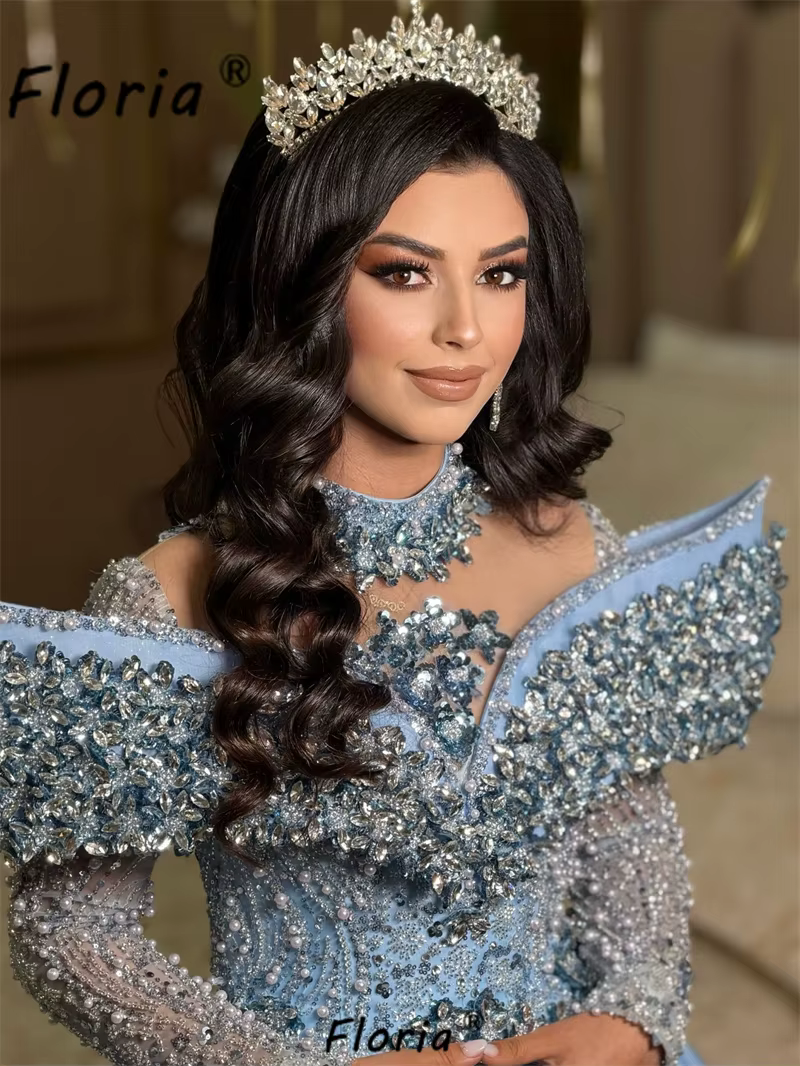 Robe de mariée bleue de Dubaï personnalisée avec traîne détachable, ornée de pierres de cristal, sty