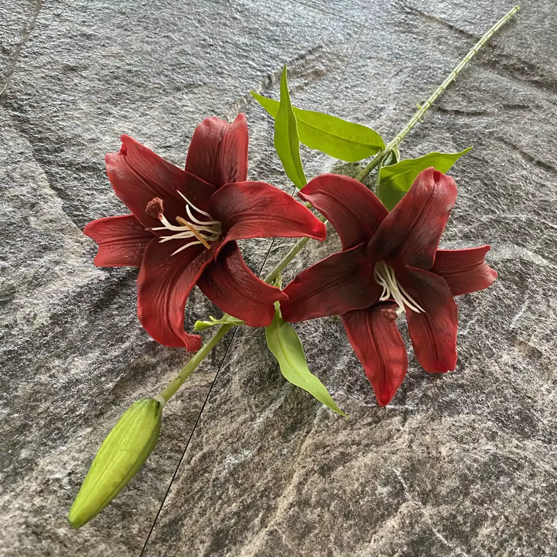 5 pièces/lot PU 3 têtes de lys fleurs artificielles toucher réel Lily décor de mariage Bouquet de ma