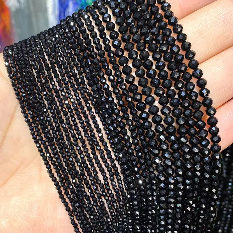 Pierre précieuse 100% naturelle Lapis Lazuli, perles rondes à facettes pour la fabrication de bijoux