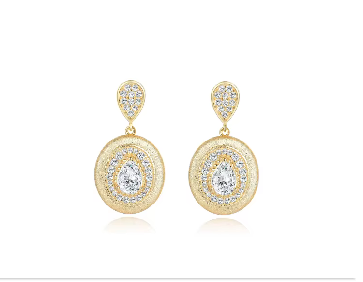 Boucles d'oreilles clous en saphir taille poire, artisanat italien brossé, en argent S925 plaqué or