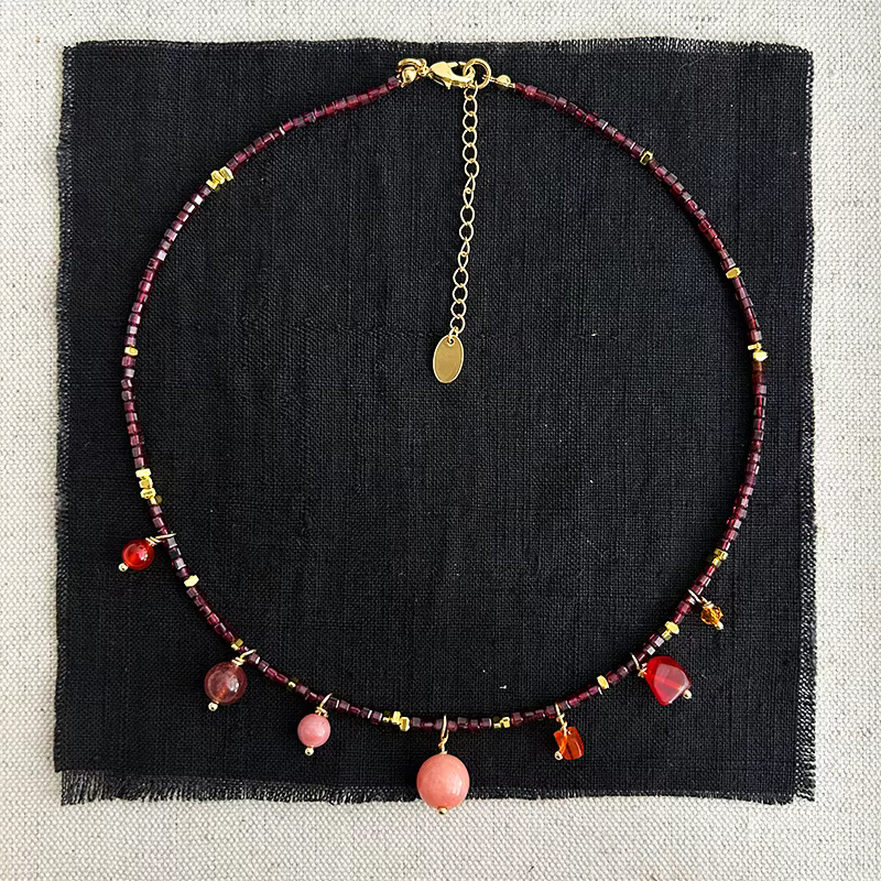 Collier à pendentif long bohème en perles de grenat vintage pour femmes, accessoire de chaîne de pul