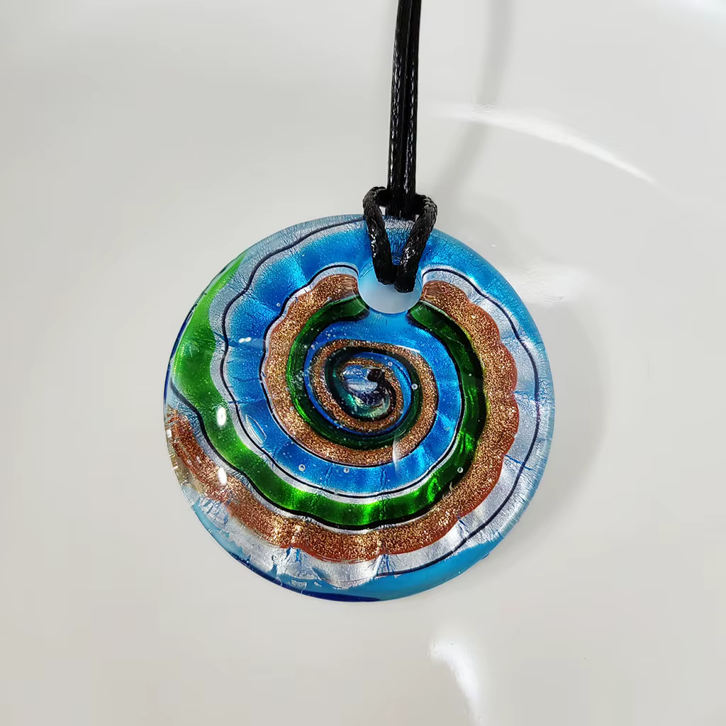 Collier pendentif rond en verre de Murano pour femmes, 1 pièce, rouge et bleu, Floral, tourbillon, c