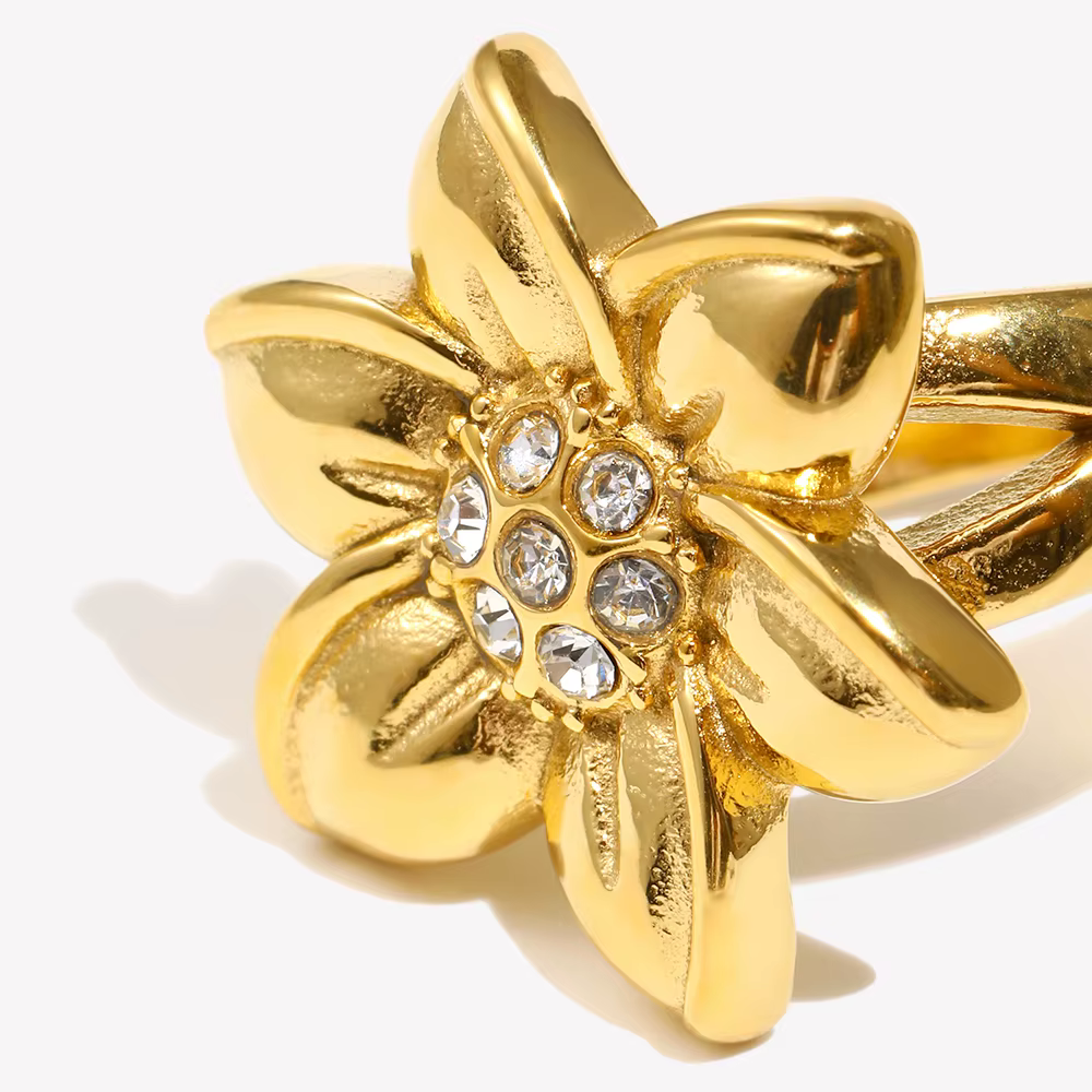 E.B.belle – bague en forme de fleur en strass