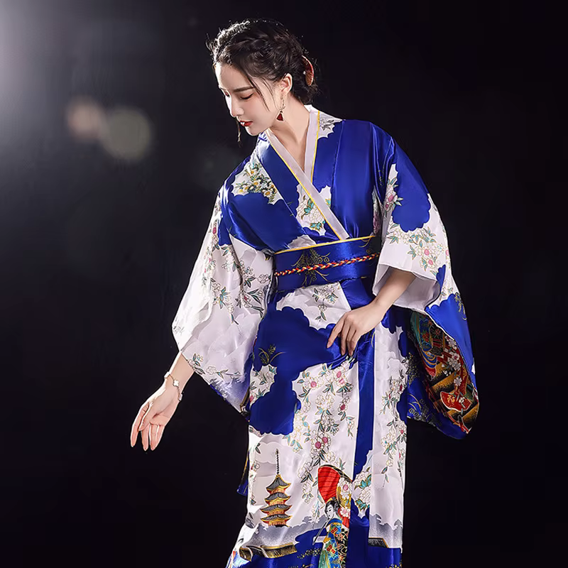 Kimono Yukata traditionnel japonais avec Obi