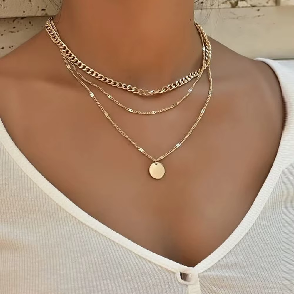 Collier Vintage sur le cou