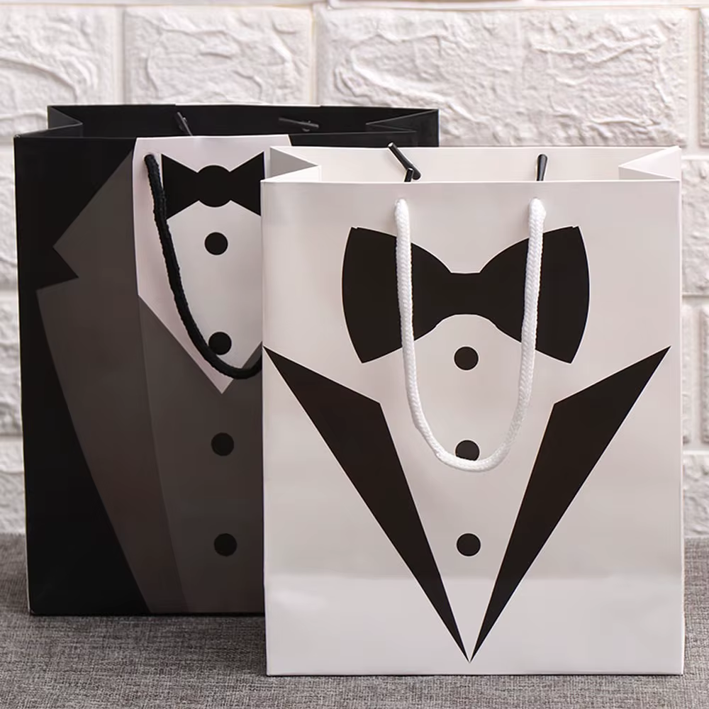 Sacs cadeaux de remerciement en papier Groomtime