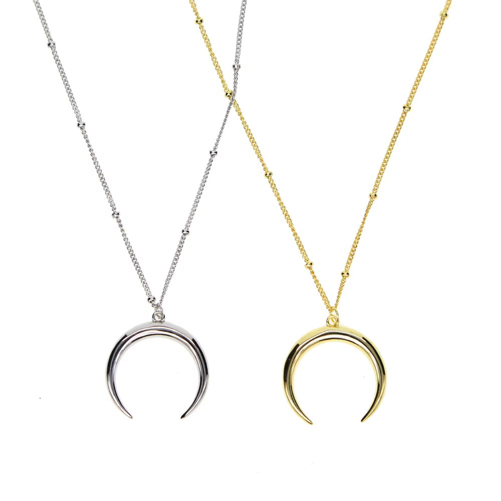 Offre spéciale délicat lune pendentif collier bijoux courbé