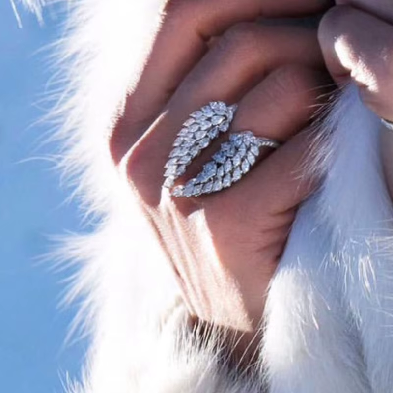 Huitan – bagues en plumes d'aile scintillantes pour femmes
