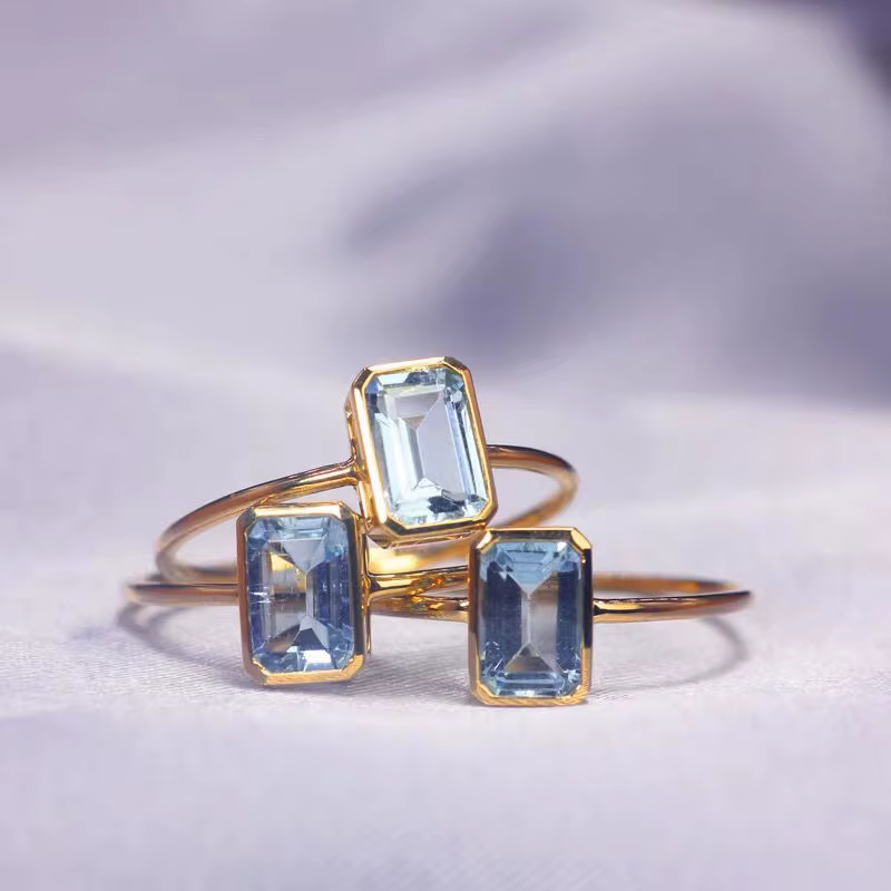 Bague en aigue-marine rectangulaire Unique et originale
